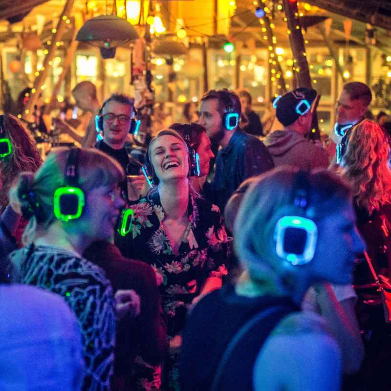 Silent Disco. Optimer dit event med vores høretelefoner.