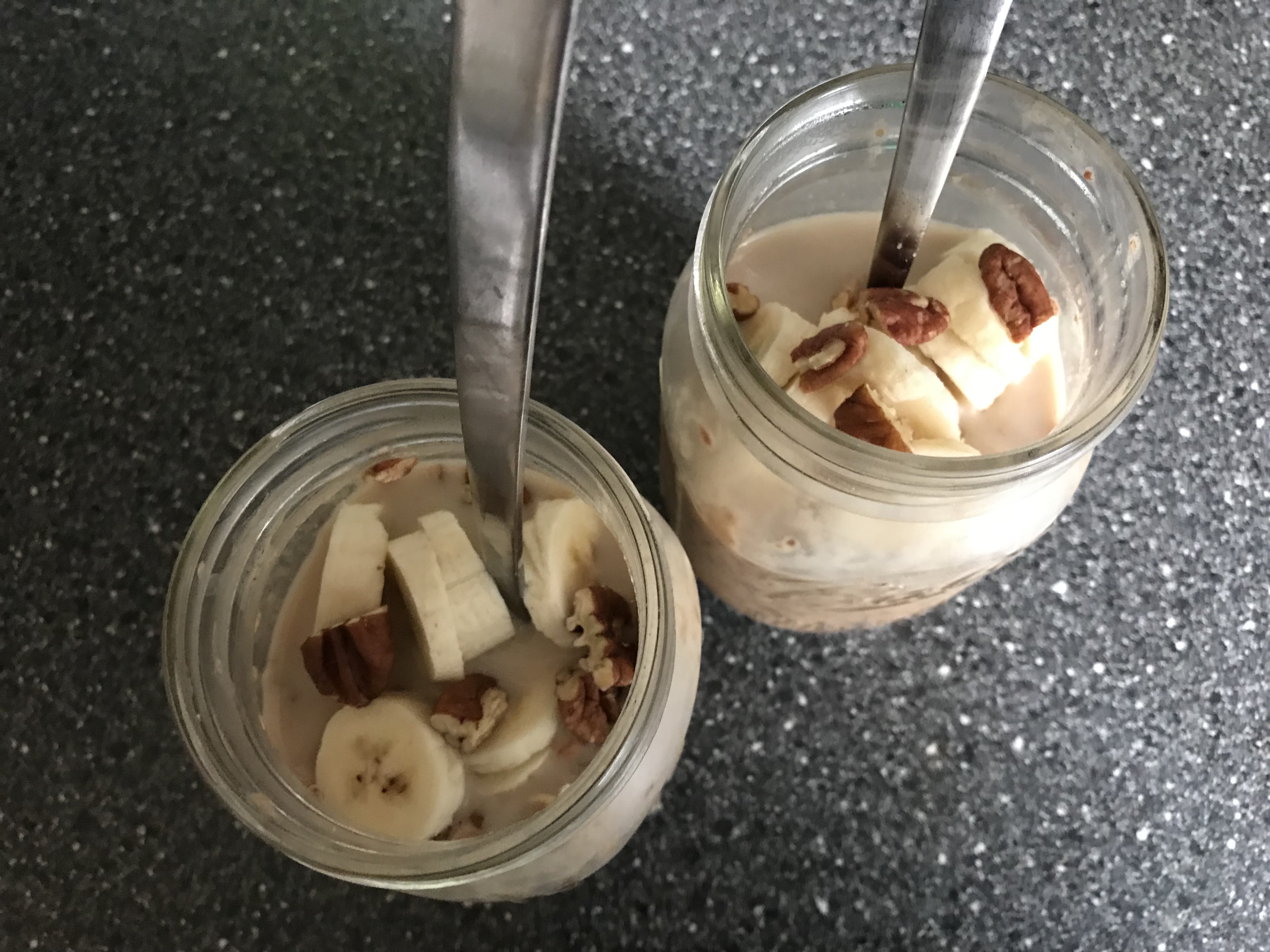 Banana overnight oats