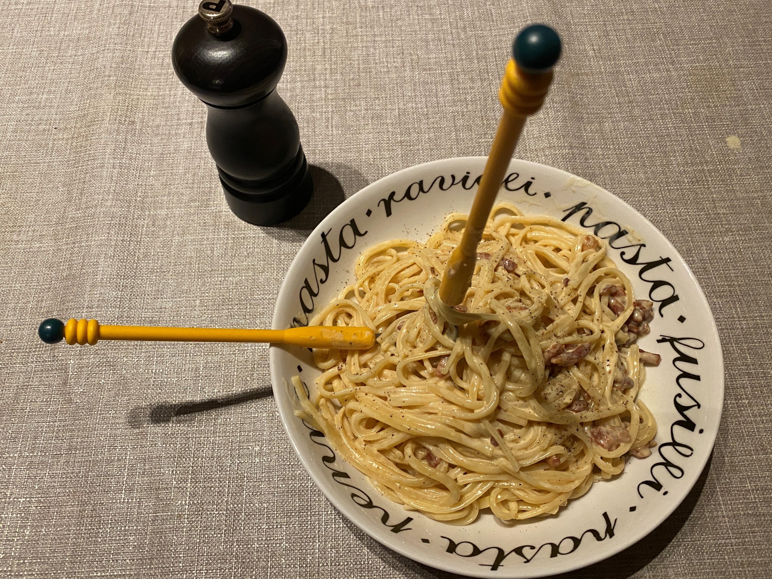 linquine carbonara