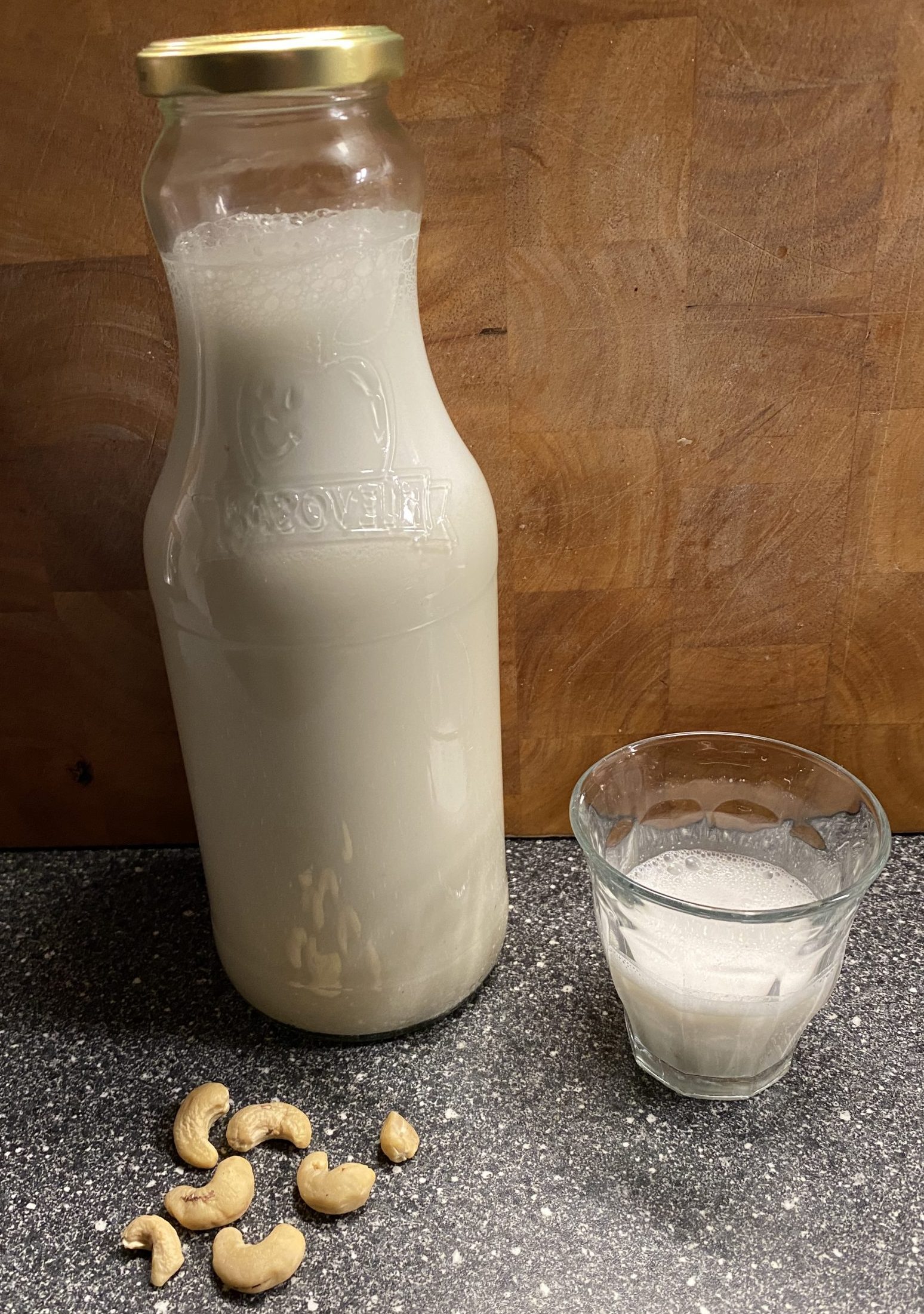 zo maak je cashew melk