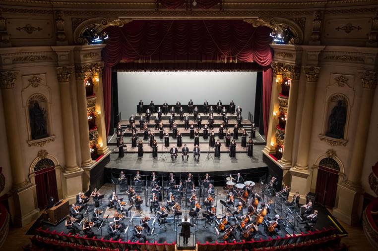 RITORNA LA CAPIENZA PIENA DI PUBBLICO AL TEATRO FILARMONICO