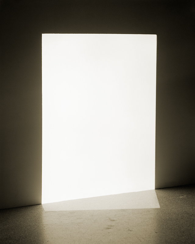 Linda Hofvander, De sammanflätade rummen, 2016, C-print siliconemounted on glass, 125 x 100 cm, edition of 3
