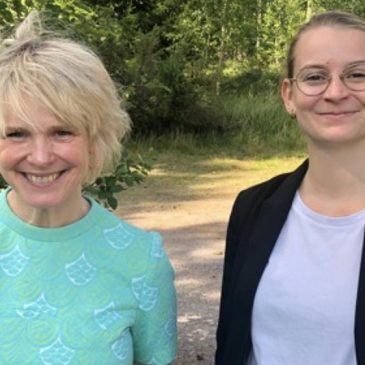 Nytt avsnitt av podden KONST-VÄRK / ARTACHE med Julianna Vi∂arsdottir och hennes mentor Ragnhei∂ur Skúladóttir.