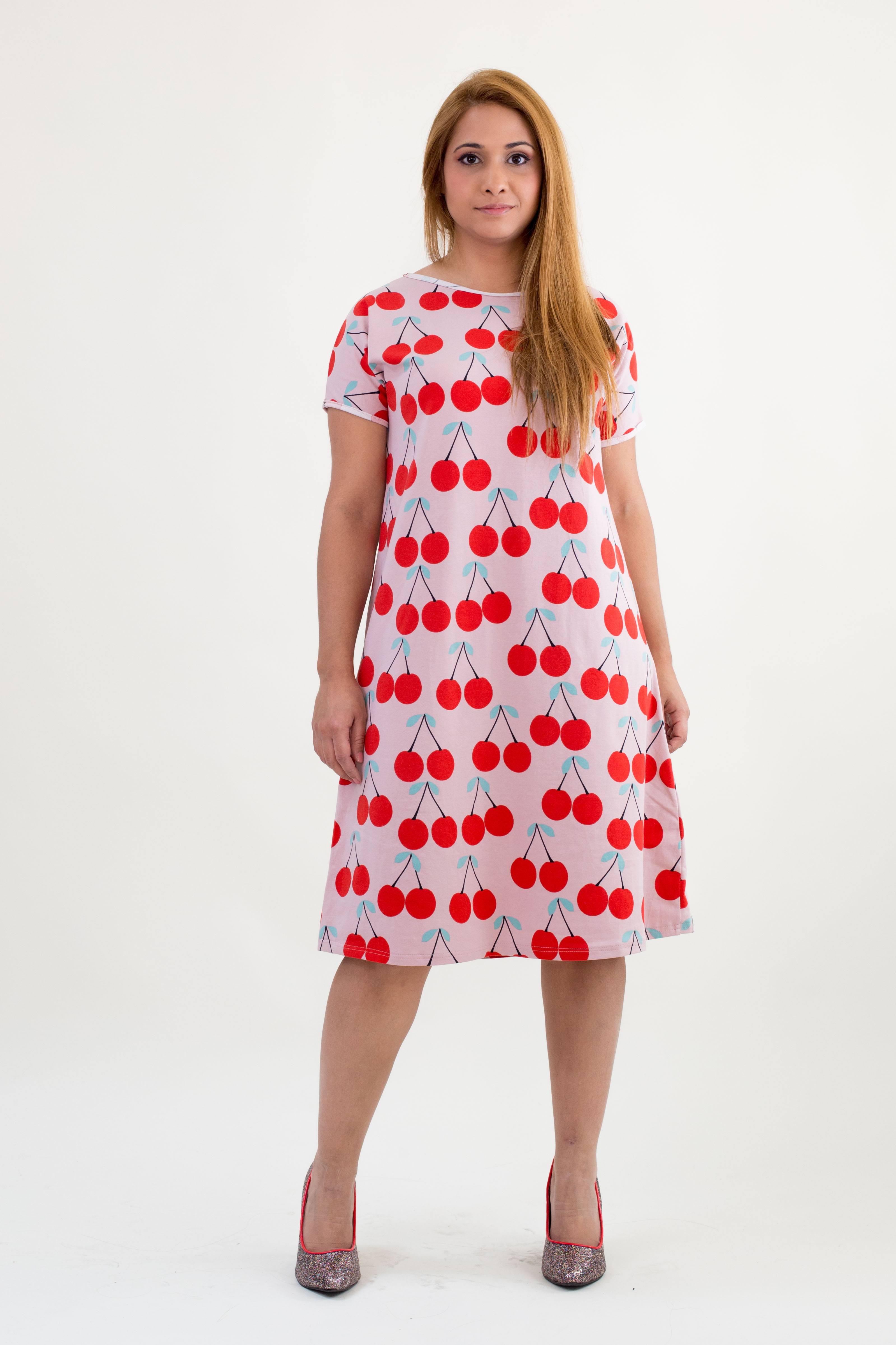 skandimama karoline hughes cherrydress