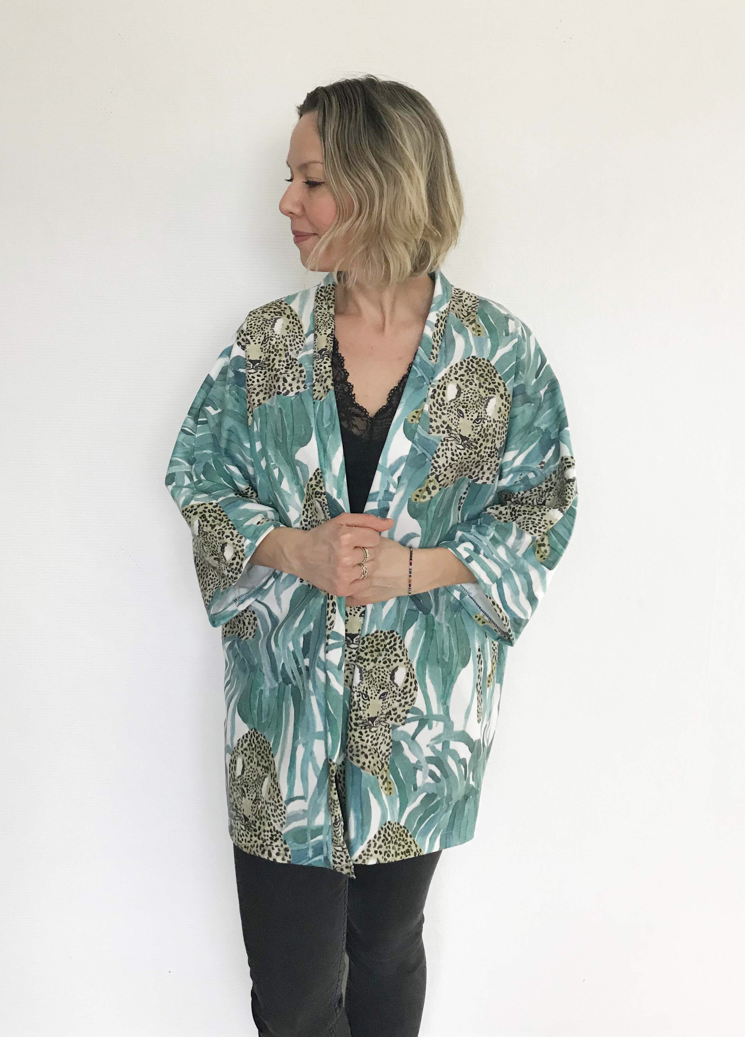 velour Kimono