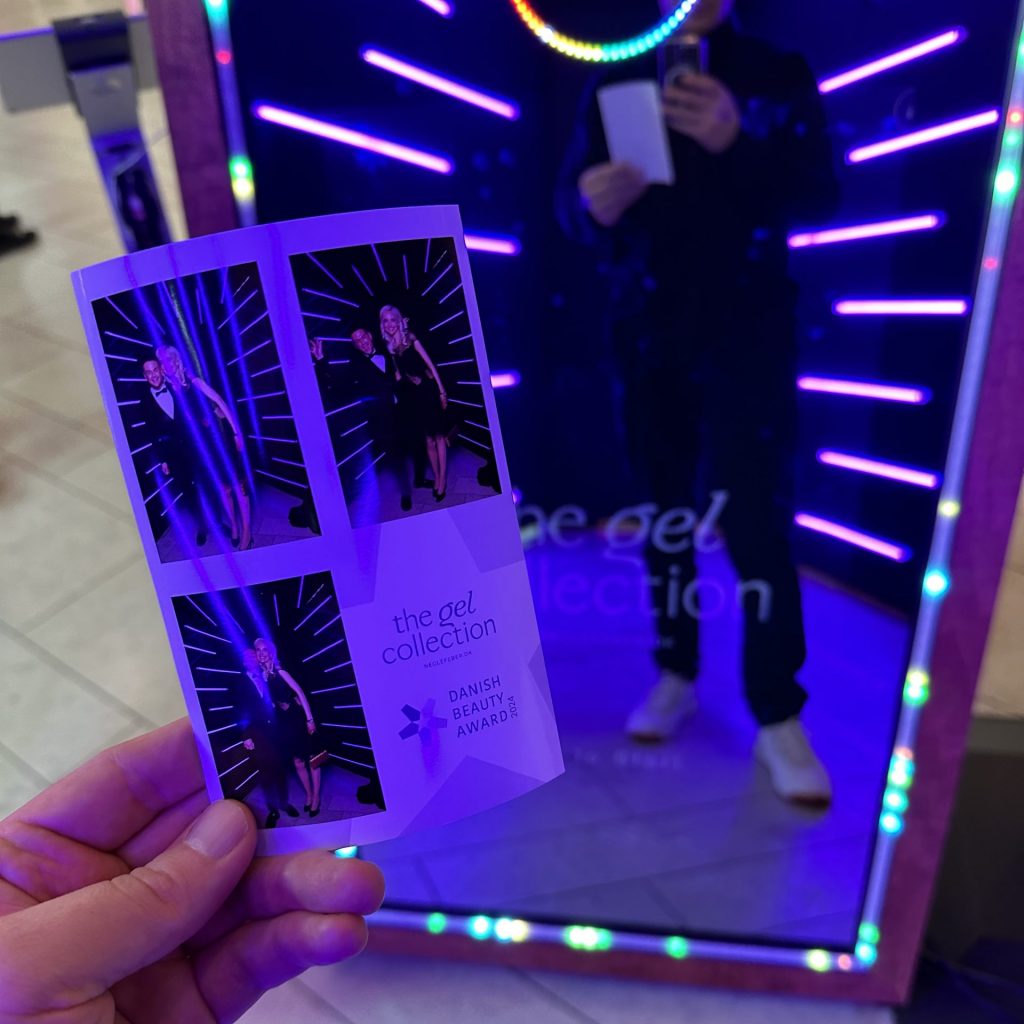 Mirror booth til leje