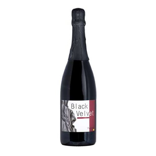 Black Velvet 2018 Dornfelder Weingut Wagner er en økologisk mousserende rødvin.