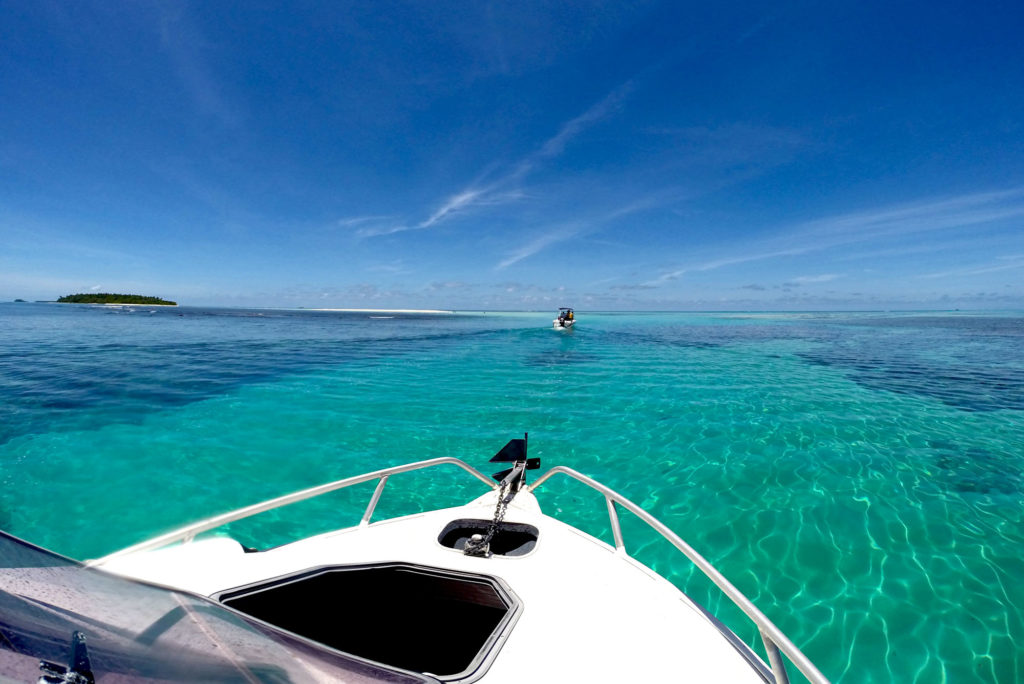 Arriving to a Desert Island in Tonga