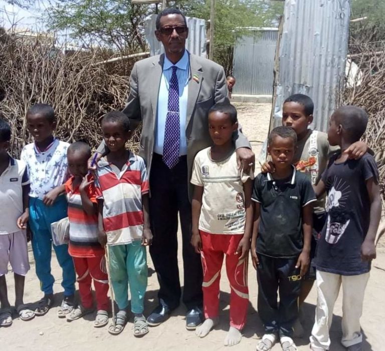 Wasiirkii hore ee Caafimaadka Somaliland oo ka deyriyey Xaaladda Covid-19 ee dalka, Beesha Caalamkana Gargaar deg-deg ah ka dalbay