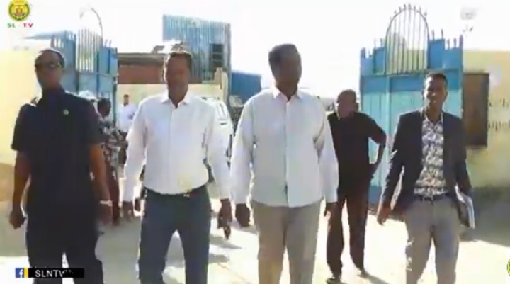 Berbera: Guddiga Qandaraasyada oo Kormeer Daba-gal ah ku sameeyey Mashaariic Xukuumaddu ka hirgelisay 3-dii Sanno ee u dambeeyey