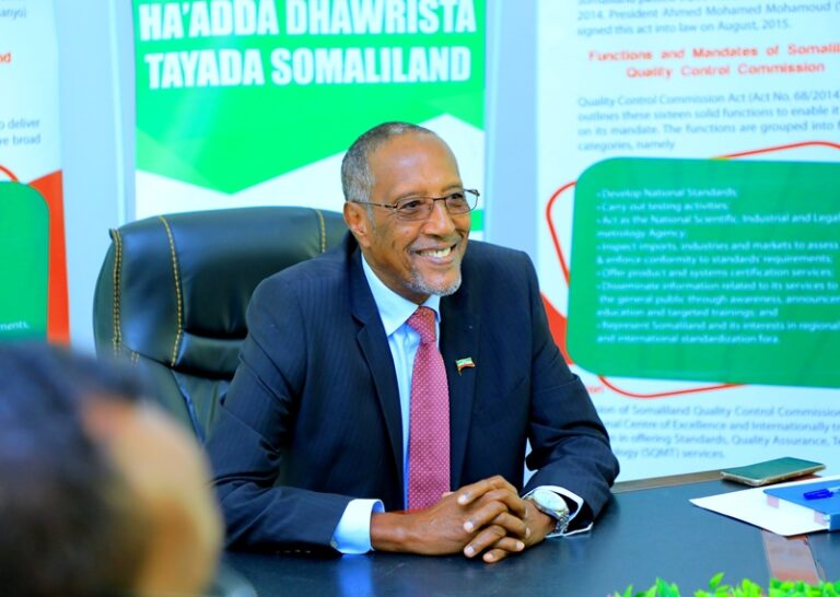 Xukuumadda Madaxweyne Muuse Biixi oo Kafaalo-qaadday Kharashka Deebaajiga Murashaxiinta Beelaha La-Hayb sooco iyo Haweenka ee Saddexda Xisbi Qaran