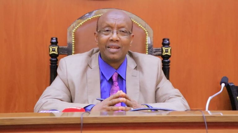 Cabdirisaaq Khaliif oo Iska Casilay Xilka Guddoomiyaha Golaha Wakiillada Somaliland