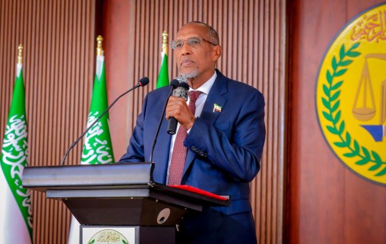 Madaxweynaha Somaliland Oo Dhammeystiray Kharashka Aasaaska Sanduuqa Horumarinta Dhalinyarada