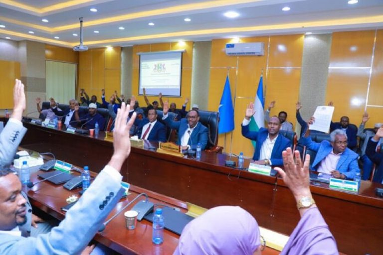 Maamul-goboleedka Puntland Oo Ku Dhawaaqay Dowlad Ka Madax-bannaan Federaalka Soomaaliya