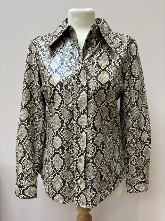 Lovely pleather snakeskin shirt size Medium