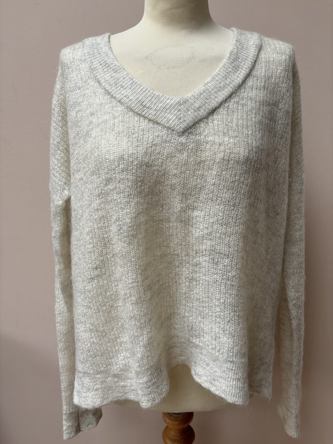 Gorgeous soft mohair blend jumper size M/L