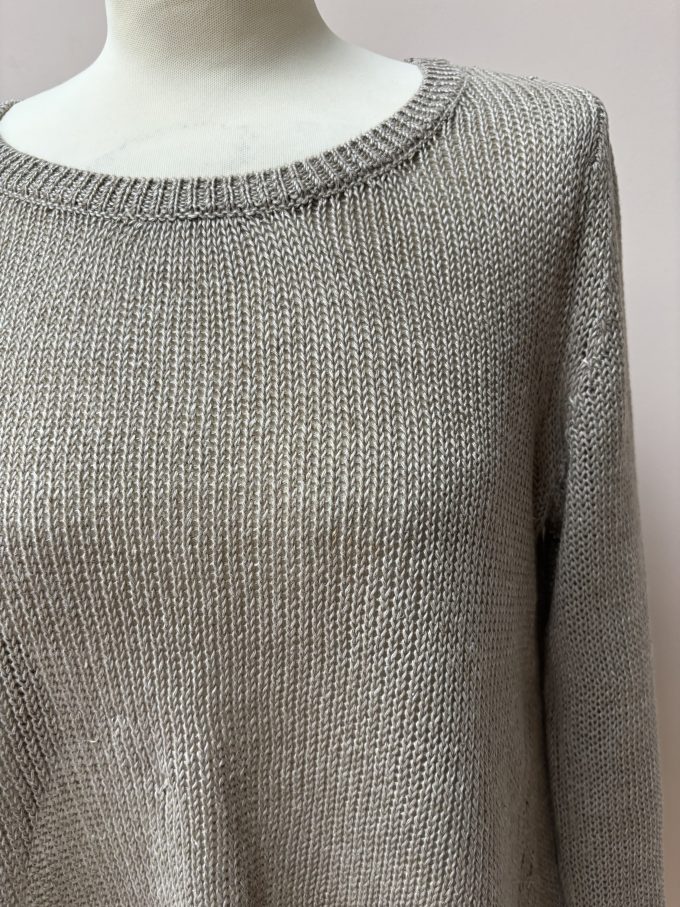 Gorgeous open knit 100% linen jumper size Medium