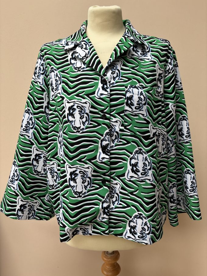 Fab tiger patterned shirt size Medium