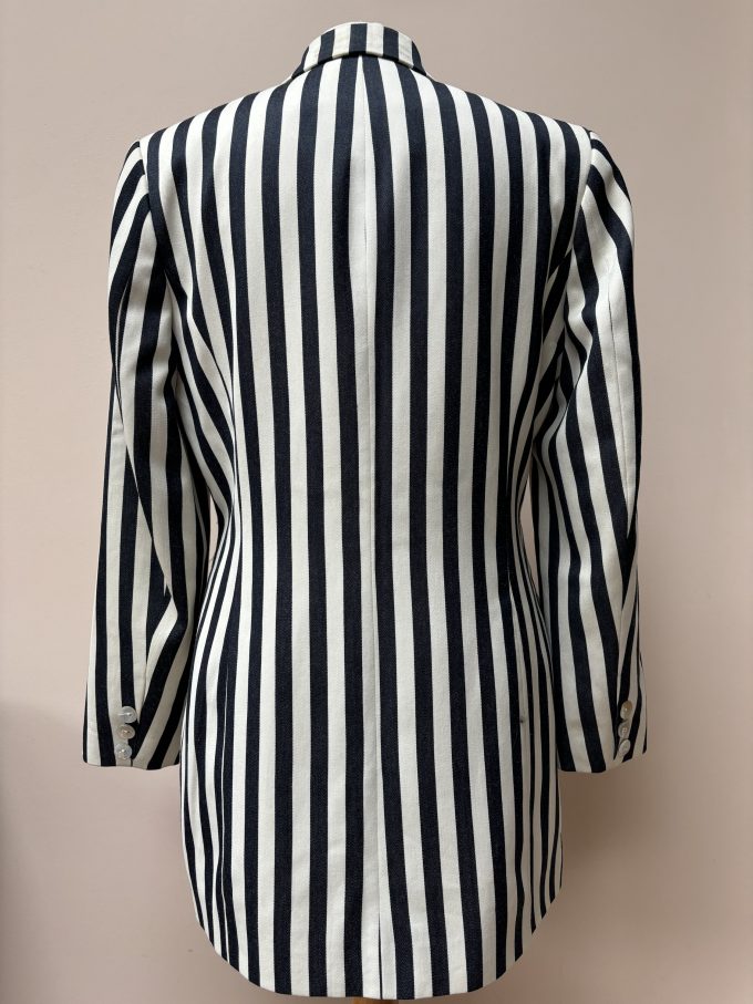 Stunning vintage striped blazer size 10/12