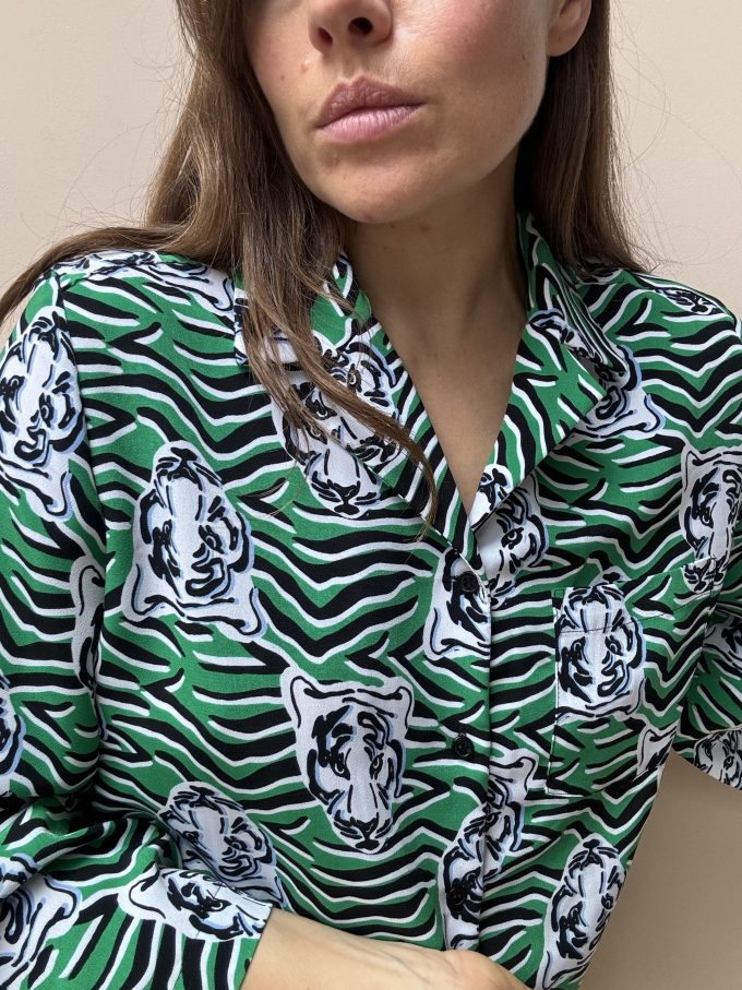 Fab tiger patterned shirt size Medium