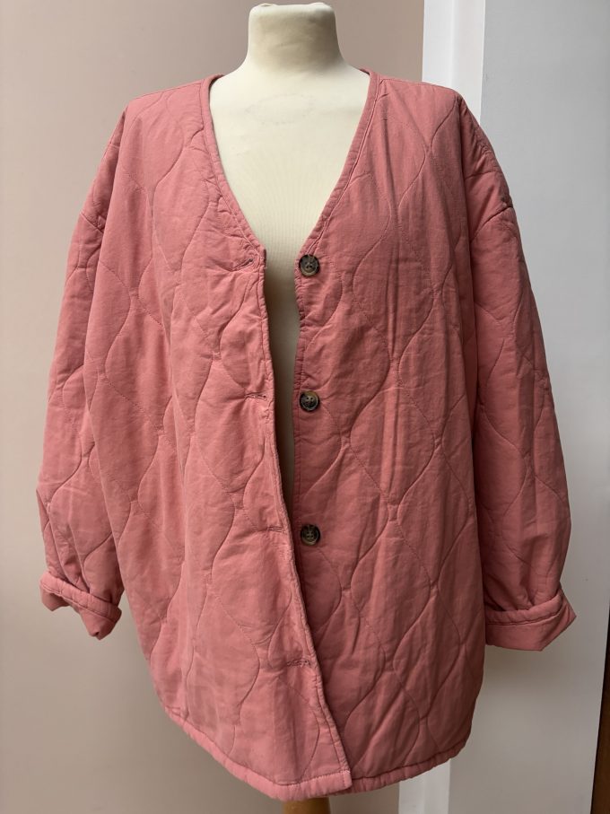 Gorgeous dusky pink 100% cotton quilted jacket size 18