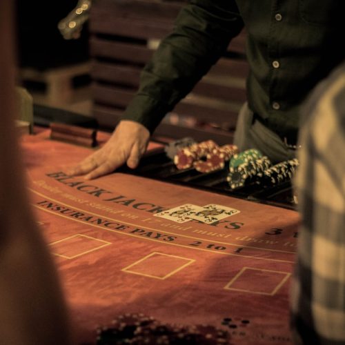Bästa pokersajten: Hitta den ultimata plattformen för pokerspel i Sverige