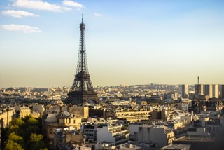 eiffel-tower-953590_1920
