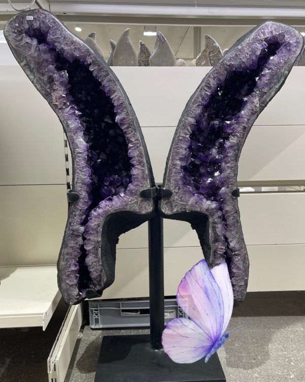 Alternative view of Amethyst Butterfly – Ein Once-in-a-Lifetime Meisterstück 💜🦋