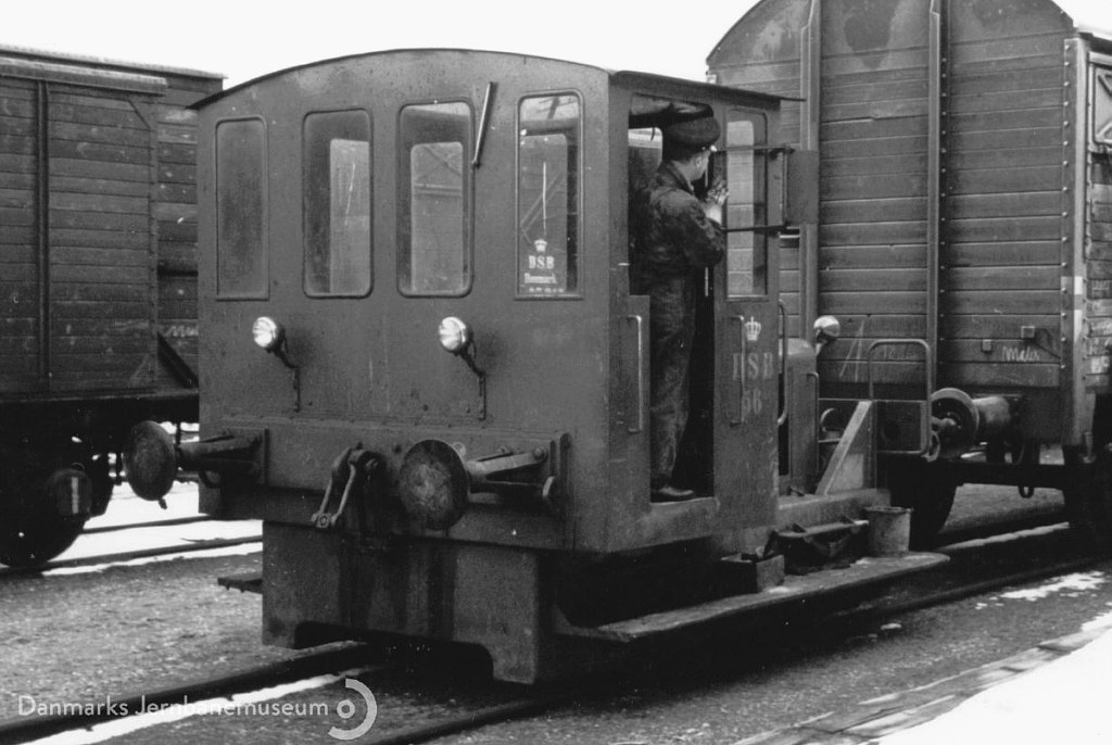 DSB Traktor 56 - Foto: Danmarks Jernbanemuseum / Jernbanekilder.dk