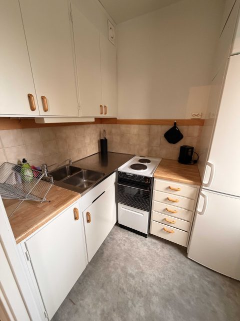 Serviced apartment, business accommodation, long stay, stay easy