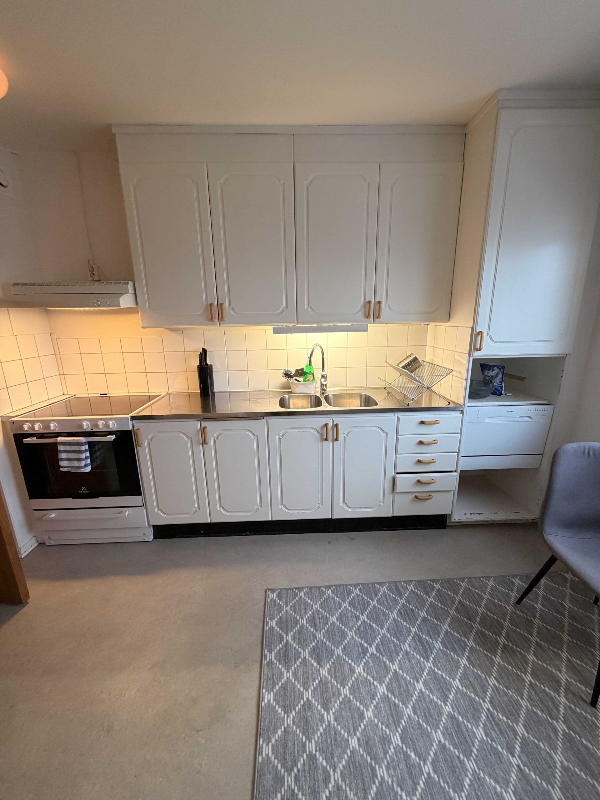 Serviced apartment, business apartent, business accommodation
