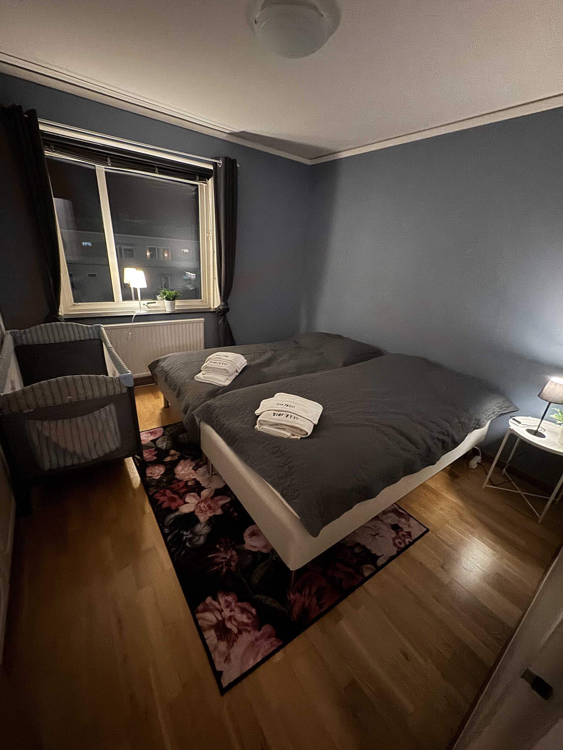 Serviced apartment, business apartent, business accommodation