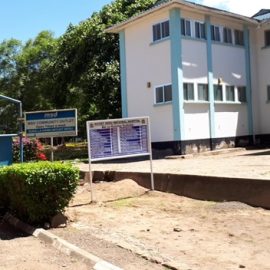 Het Mount Meru Ziekenhuis scant door!