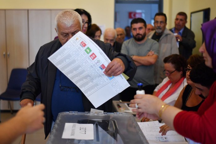 Turkey’s bitter election battle nears decision day