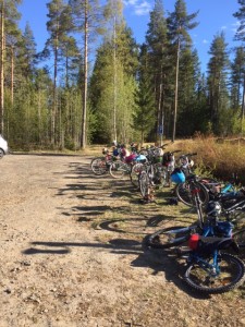 Cyklar i vänt läge för avfärd till Klippan och övernattning 