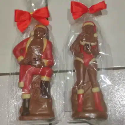 Duo sexy Kerstfiguren in chocolade