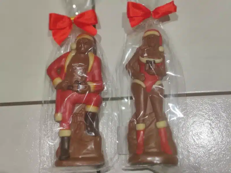 Duo sexy Kerstfiguren in chocolade