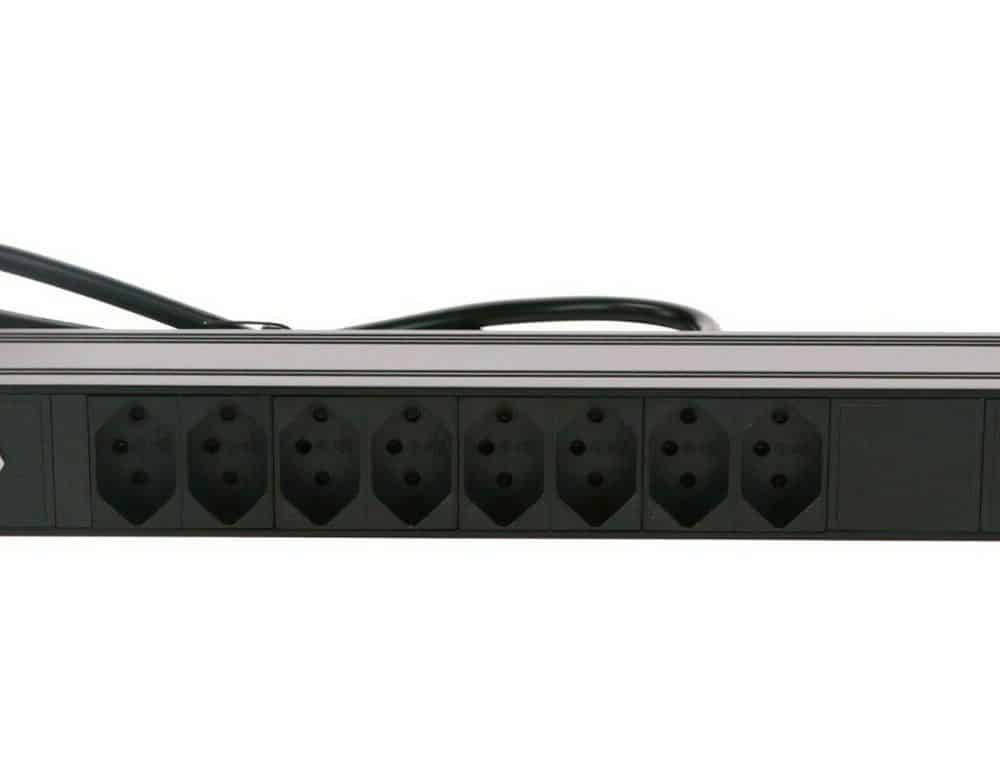 product_DS-8PDU-CH-SPO_K002804_mainimage_68833911-ef01-4906-88c5-ae2cad269b29