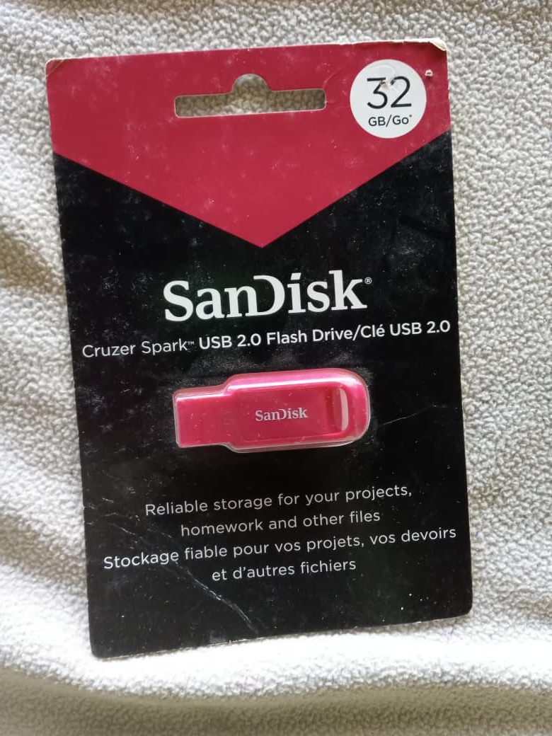 Clé USB 32 GO SanDisk emballé Cruzer Blade - 32 Go - USB 2.0