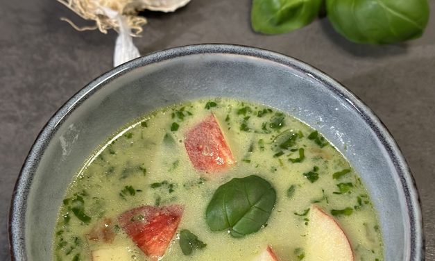 Cremet grønkålssuppe – mere lækker end du tror!