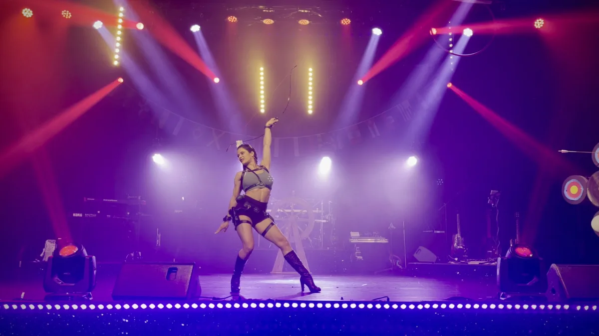 Bogenschiessen Show – Comedy trifft Praezision, SuperShow Act-Karte