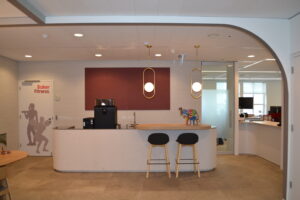 Baker McKenzie - Koffiecorner Ontmoeten - SVDH Interieurontwerp - Interior Design