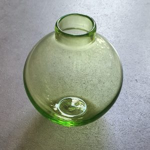 glasvas present svenskt glas handgjord unik hantverk konsthantverk