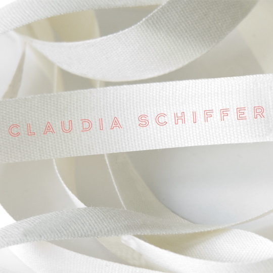 Claudia Schiffer - SVIDesign