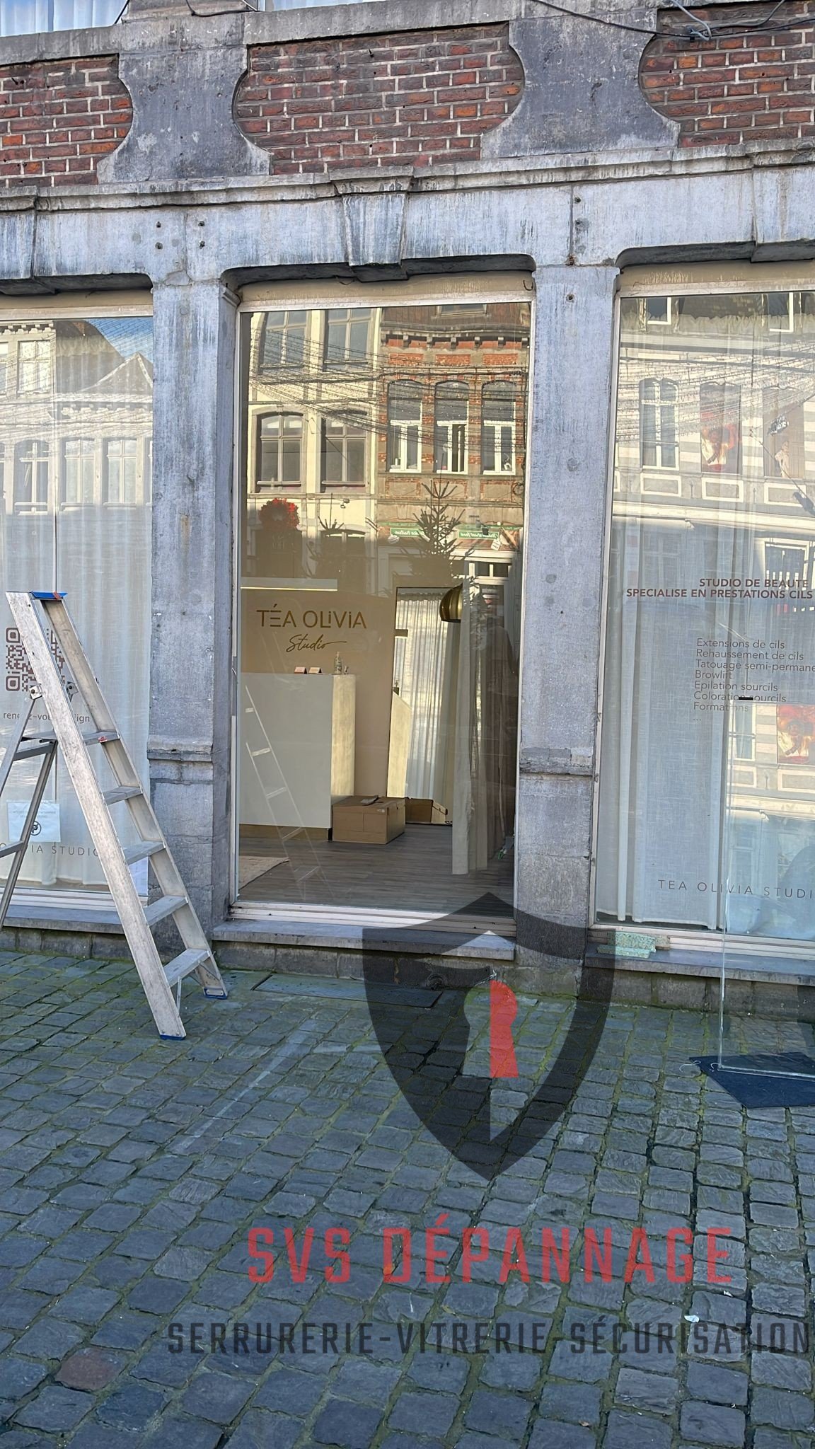 Remplacement vitrage, avenue Charles de Gaulle - Mons