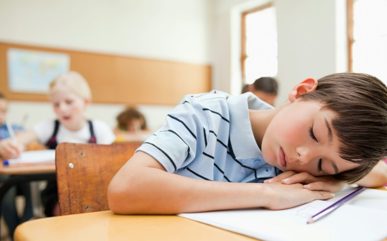 في السويد: ساعة نوم إضافية لطلاب هذه المدرسة.. فما السبب؟
