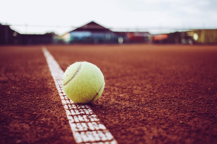 tennis-3524072_960_720