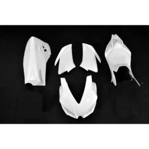 Komplett kåpset RSV4