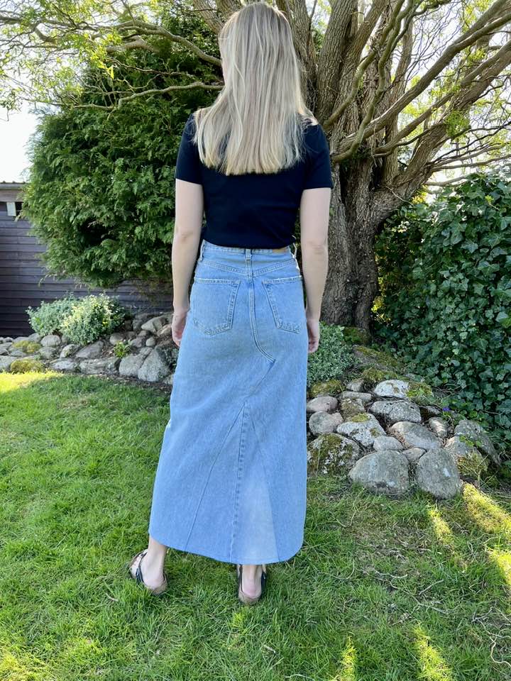 pilfer entreprenør Medicin DIY, nederdel syet af gamle jeans – Sygal.dk