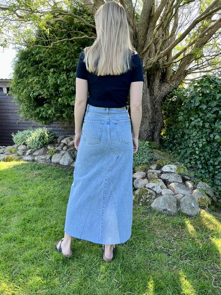 nederdel syet af gamle jeans – Sygal.dk